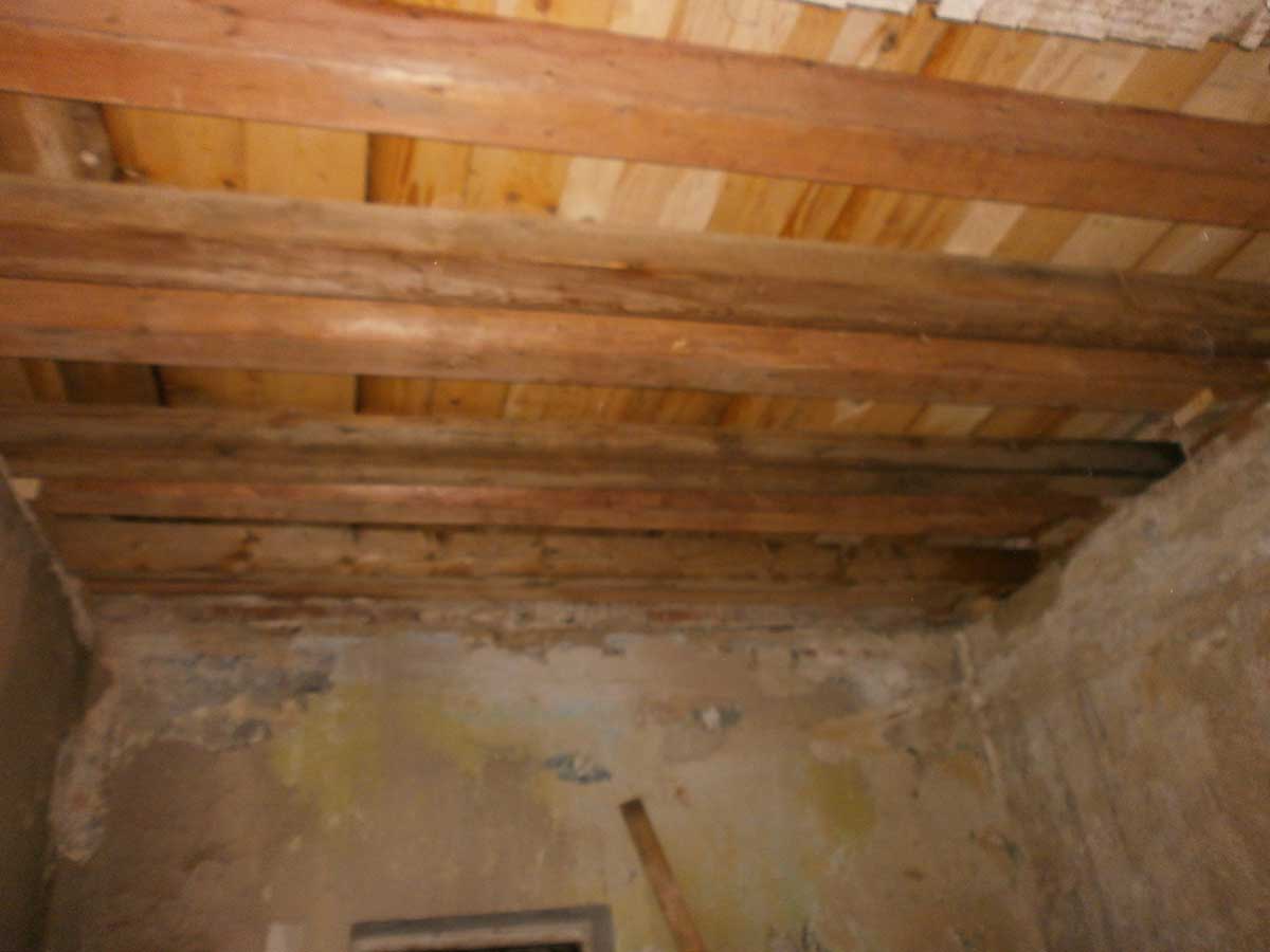 Repair of ceiling beams and floors 2018